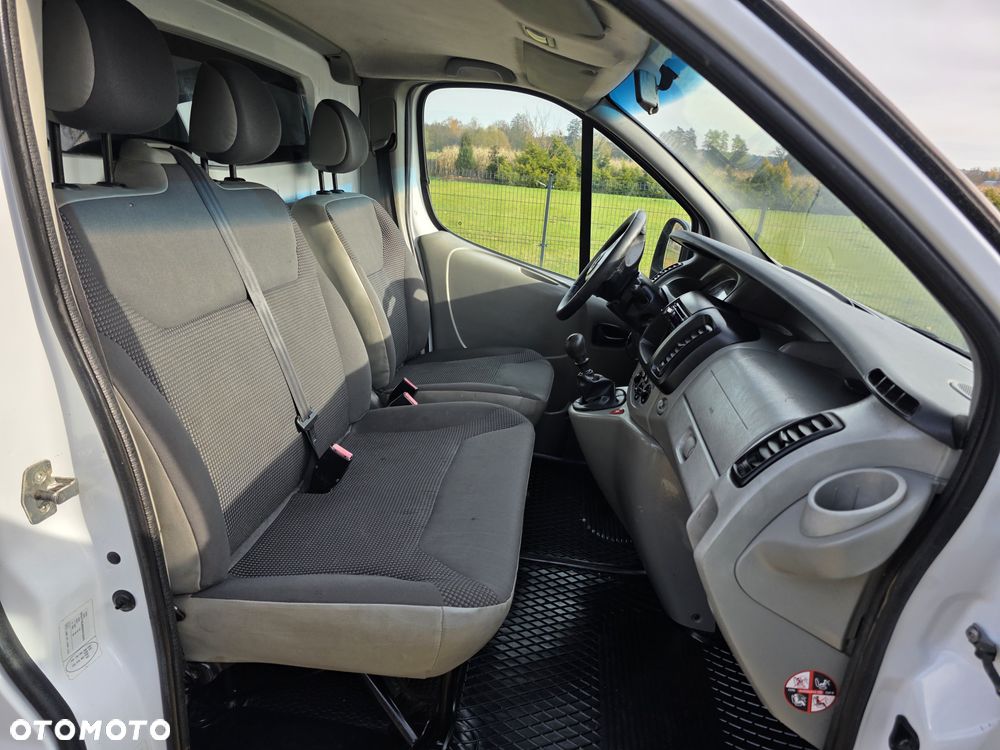 Opel Vivaro - 14