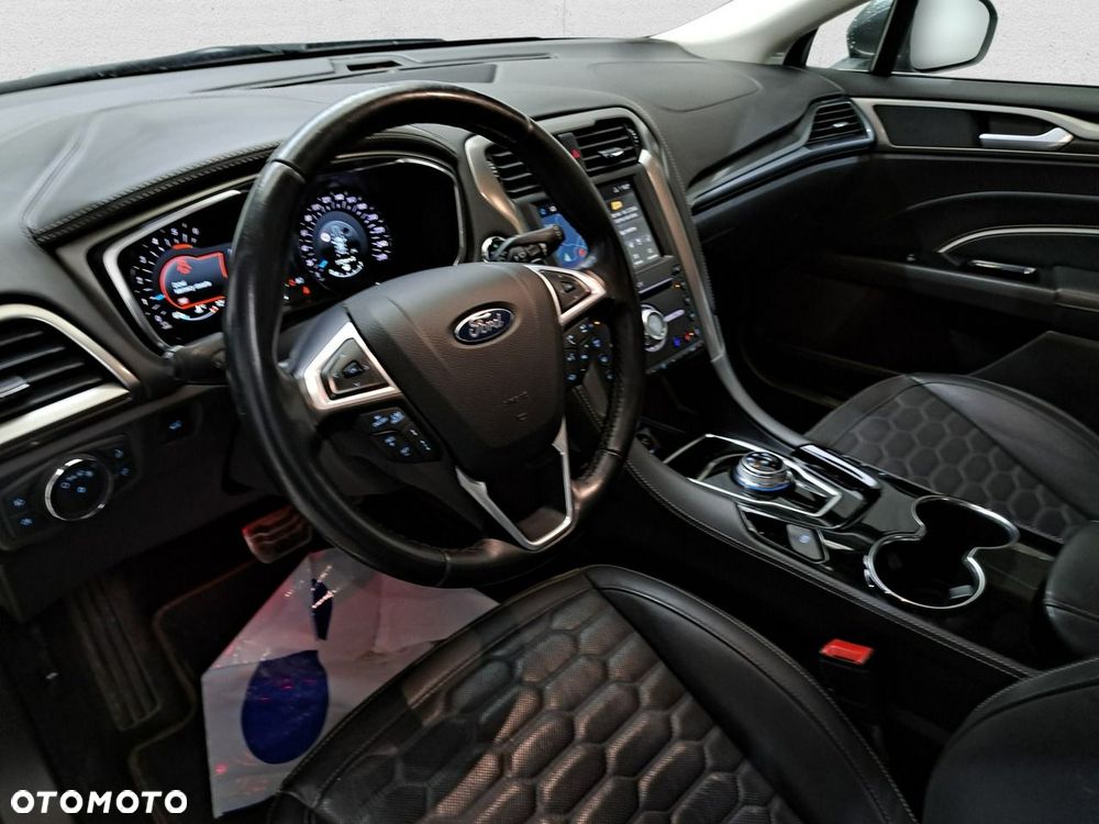 Ford Mondeo - 24