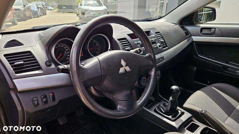 Mitsubishi Lancer 1.8 Instyle - 9
