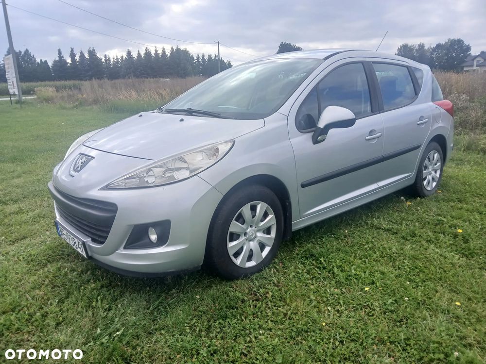 Peugeot 207 1.4 16V Presence - 2