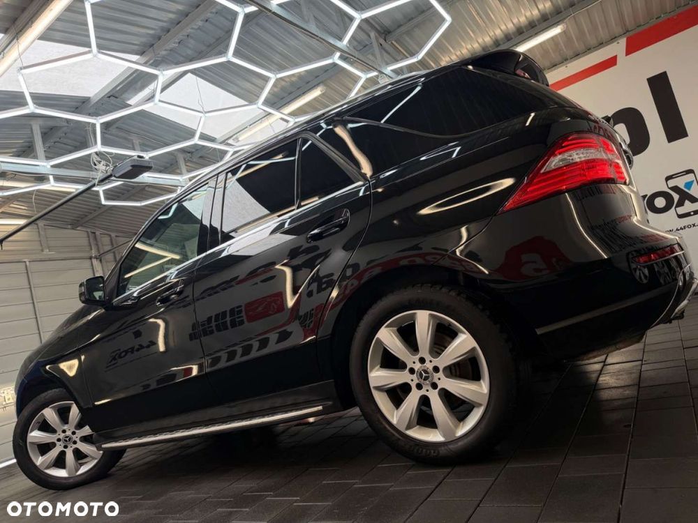 Mercedes-Benz ML - 12