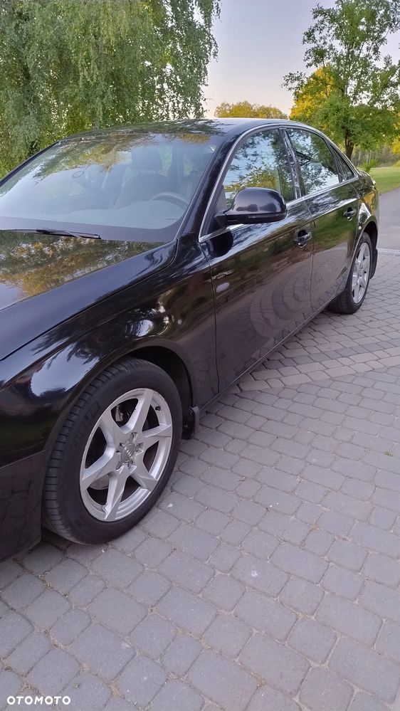 Audi A4 Limousine 2.0 TDI Quattro - 8