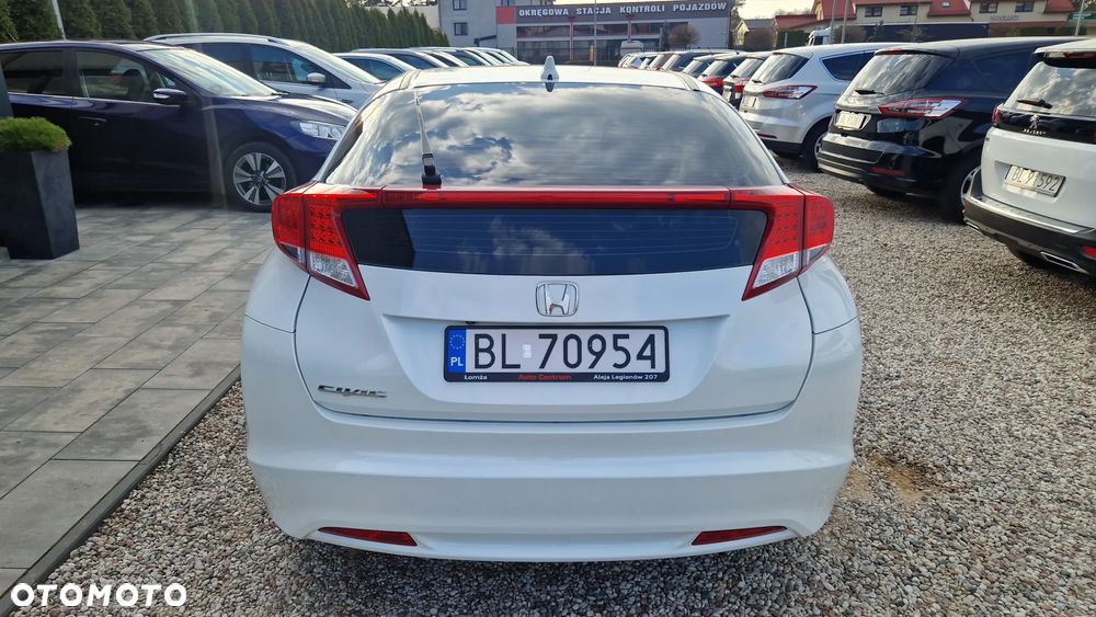 Honda Civic 1.8 i-VTEC Comfort Black Edition - 5