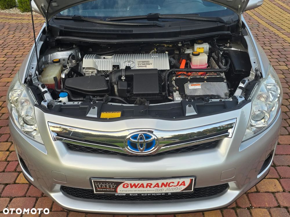 Toyota Auris 1.8 HSD Sol - 31