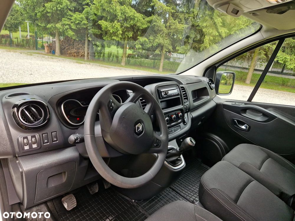 Renault Trafic - 14
