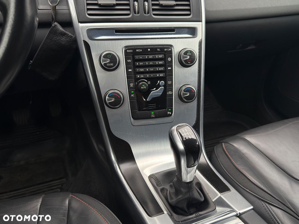 Volvo XC 60 D3 Ocean Race - 20