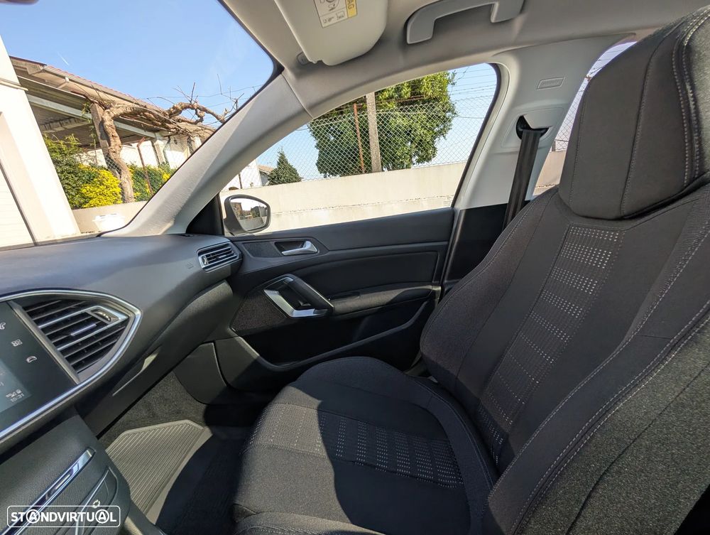 Peugeot 308 SW 1.6 BlueHDi Allure J18 - 17