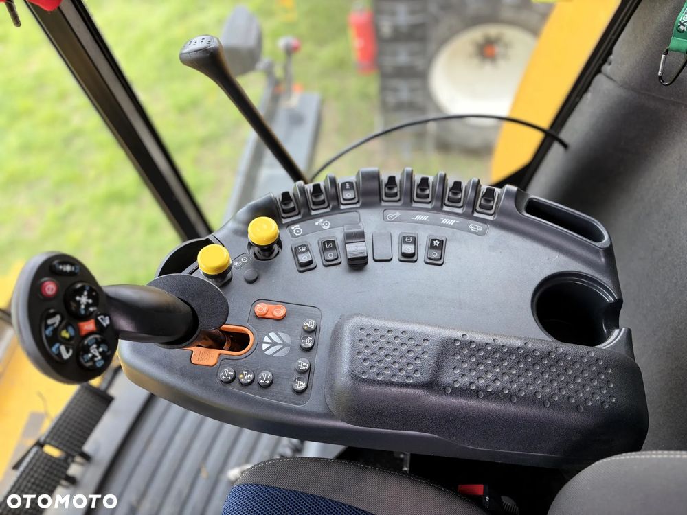 New Holland CH7.70 - 8