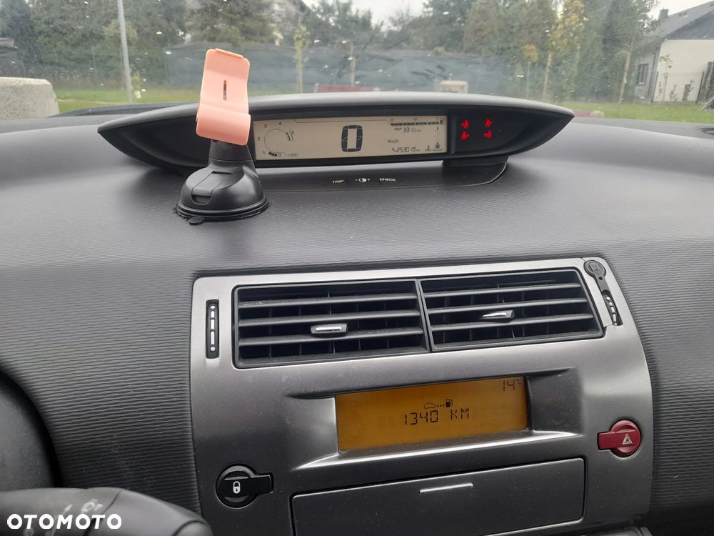 Citroën C4 - 6