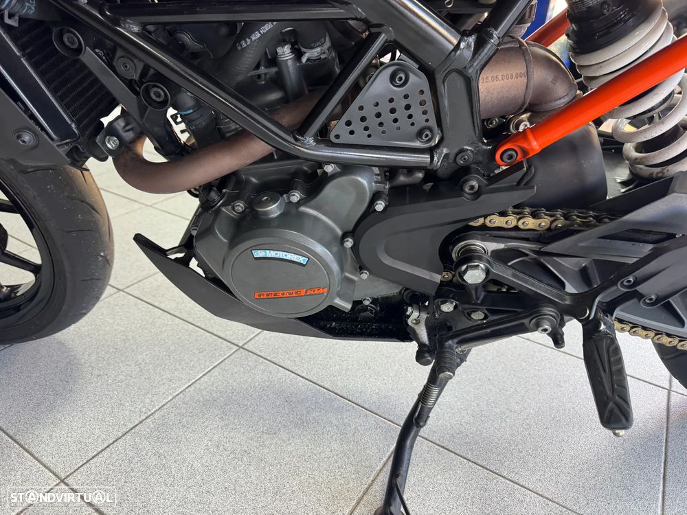 KTM Duke Duke 125 - 21
