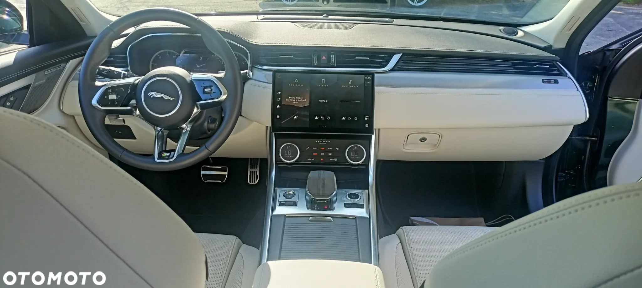 Jaguar XF P300 AWD R-Dynamic SE - 3