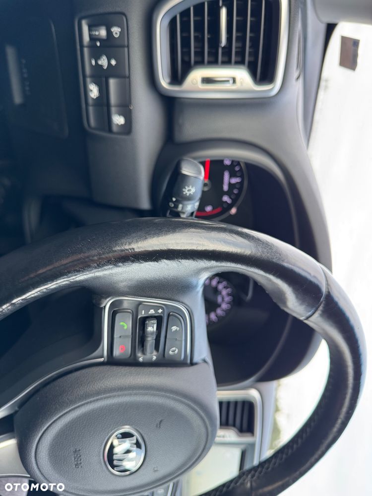 Kia Sportage 1.7 CRDI Business Line 2WD DCT - 13