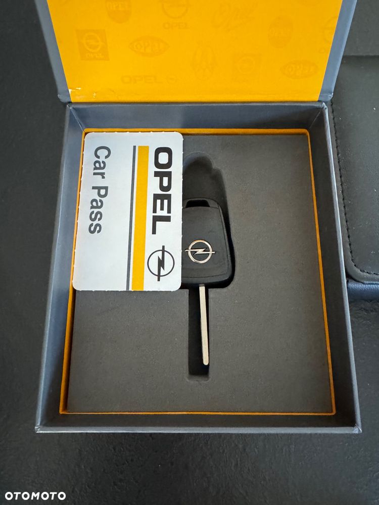 Opel Astra 1.4 T Cosmo S&S - 32