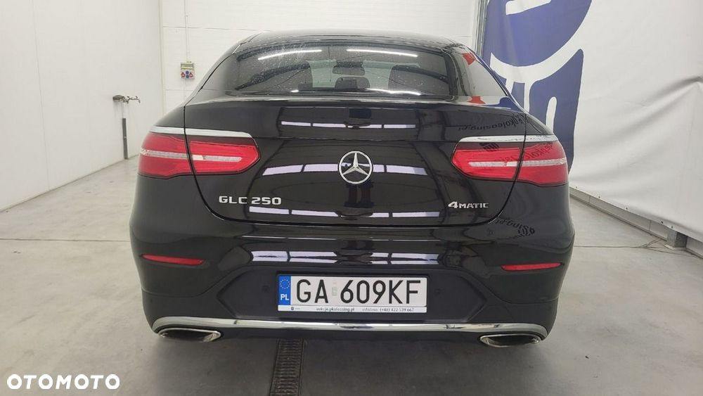 Mercedes-Benz GLC - 7