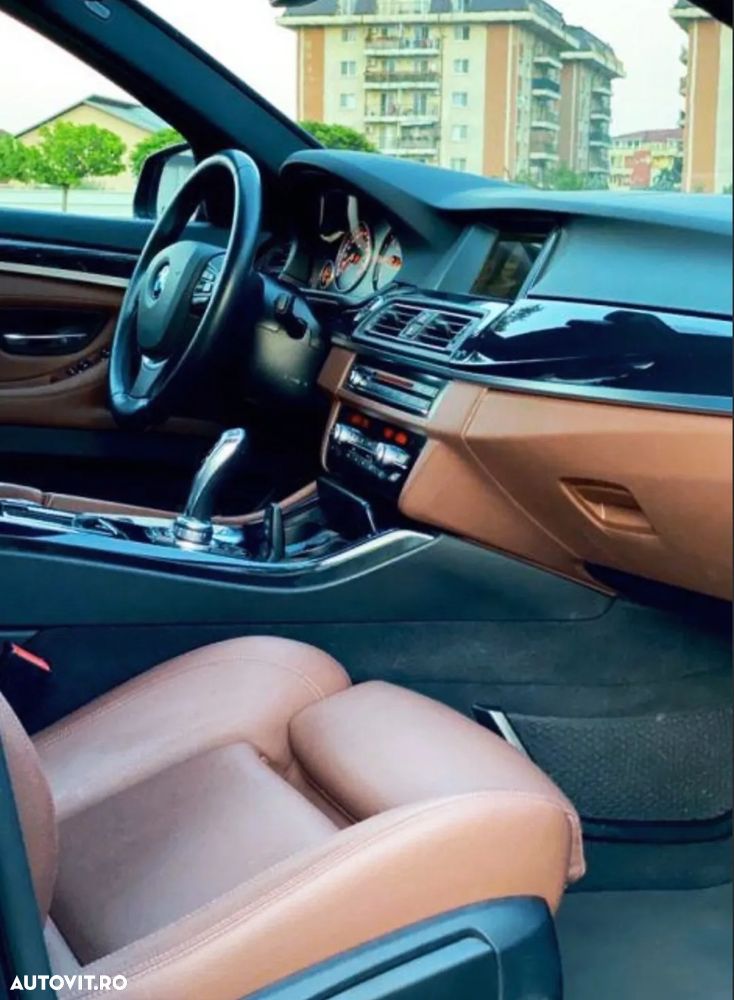 BMW Seria 5 518d Aut. Luxury Line - 4