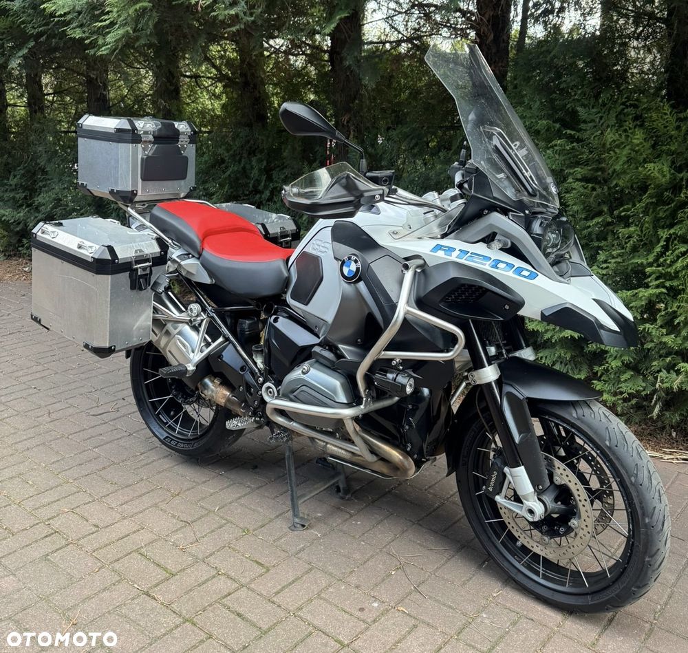 BMW R - 1