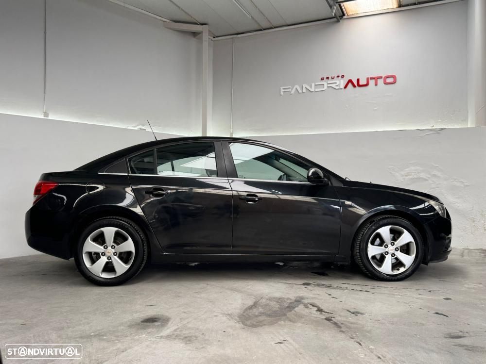 Chevrolet Cruze 2.0 VCDi LTZ EP - 7