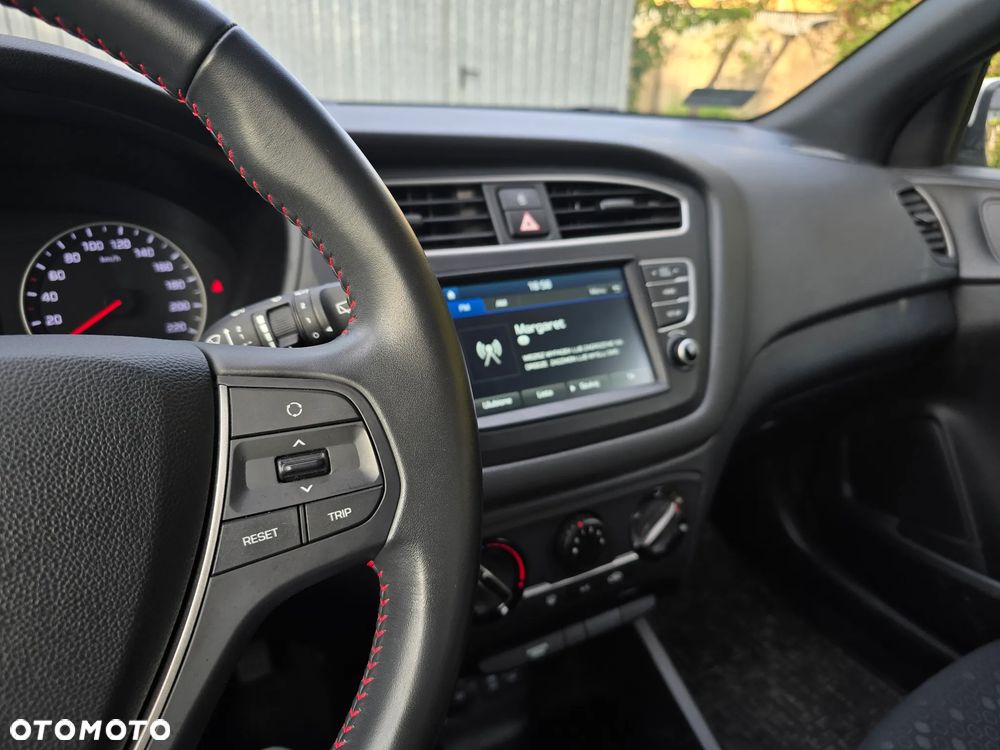 Hyundai i20 1.2 Comfort - 21