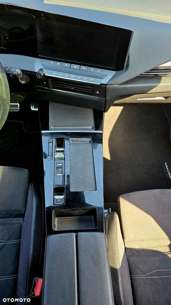 Opel Astra 1.2 Turbo Automatik Ultimate - 16