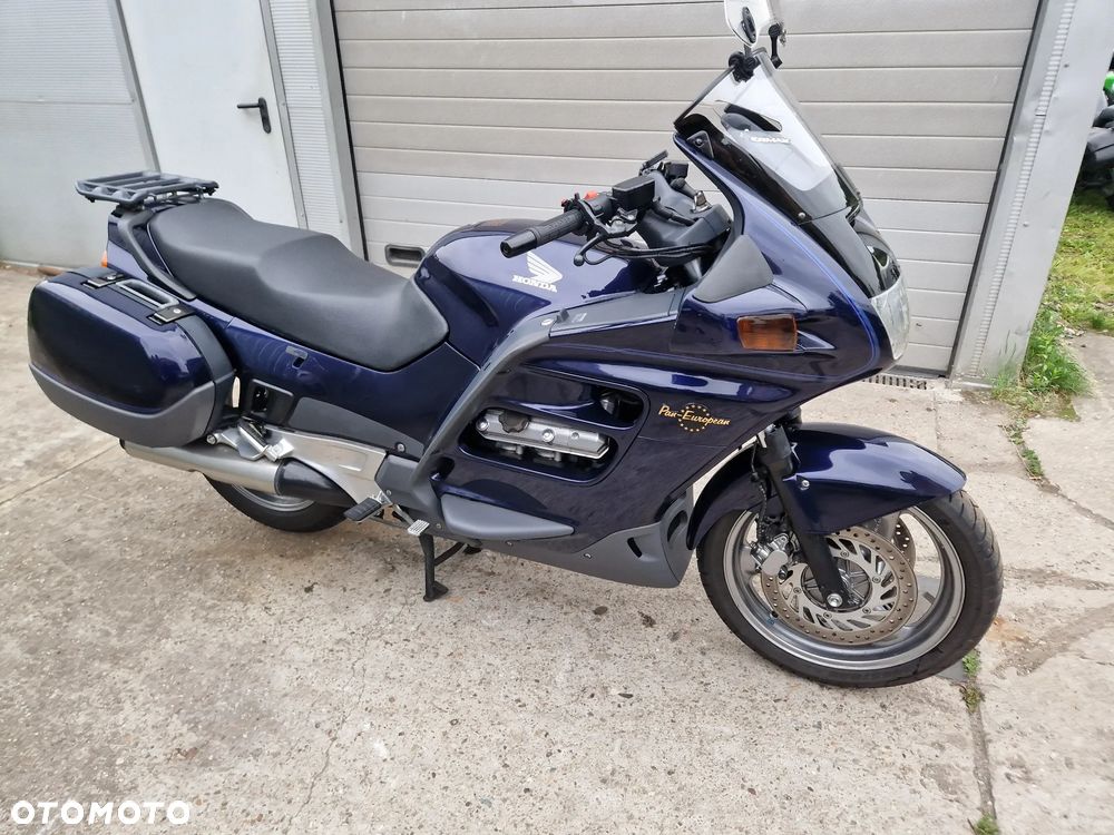 Honda ST - 2