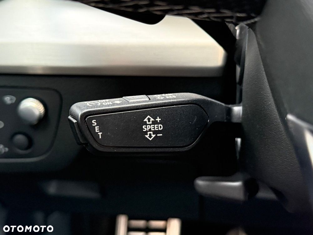 Audi Q5 Sportback - 27