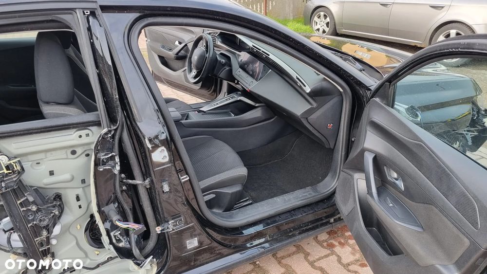 Peugeot 308 BlueHDi 130 EAT8 Allure - 10