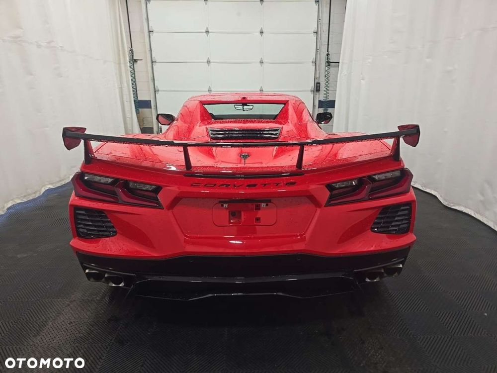 Chevrolet Corvette - 3