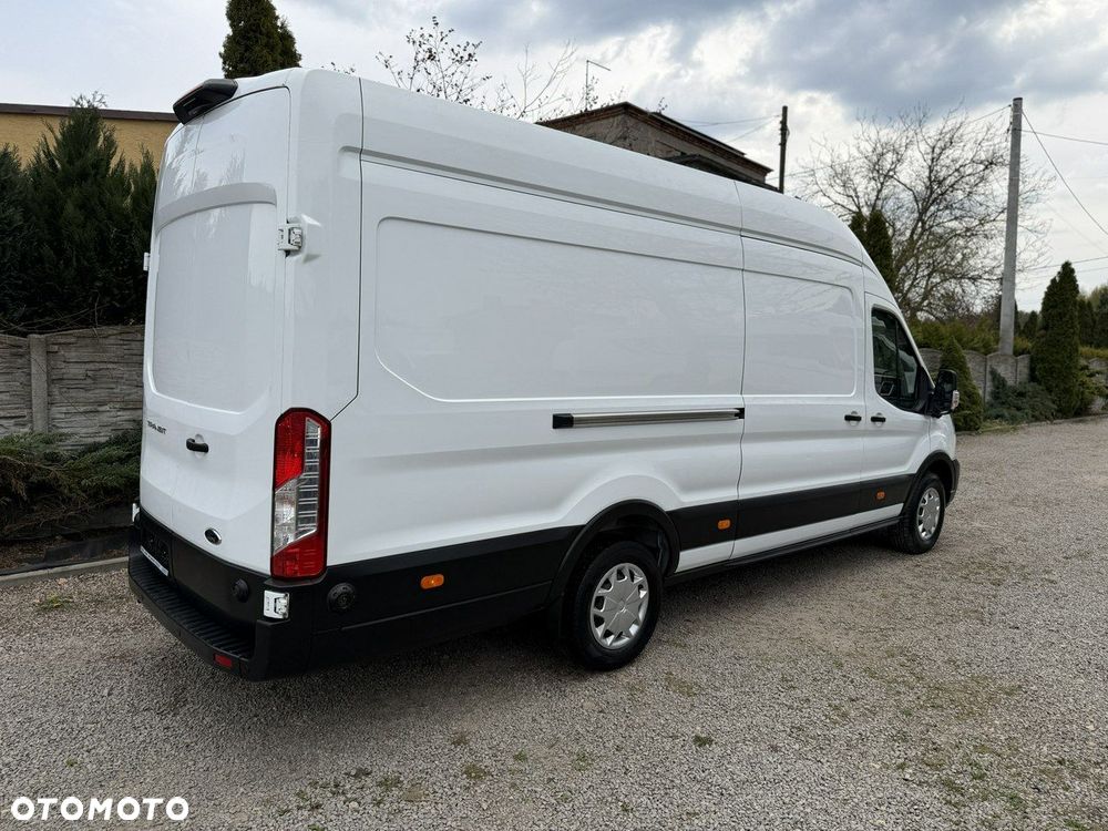 Ford Transit - 4