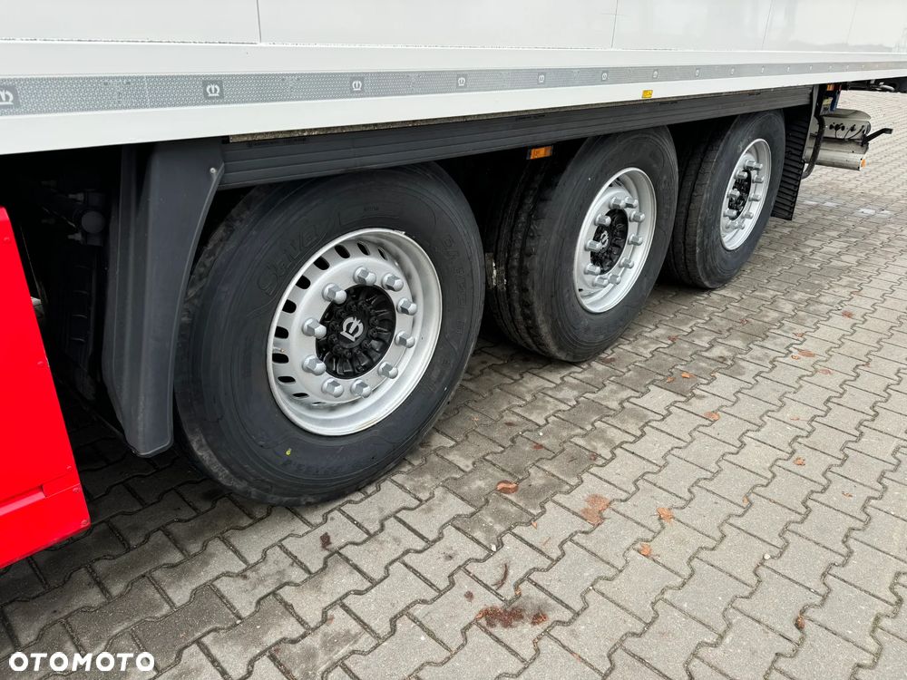 Krone Chłodnia ,Doppelstock,Multitemp. Carrier Vector 1950Mt - 25