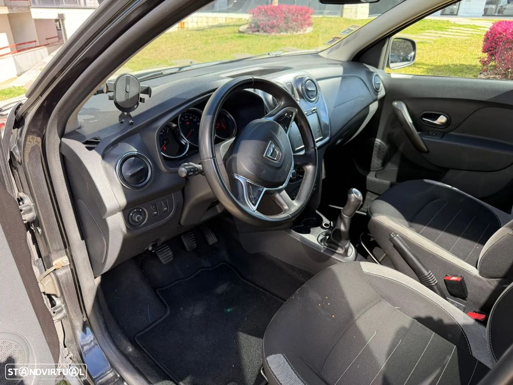 Dacia Logan MCV 0.9 TCe Stepway - 29