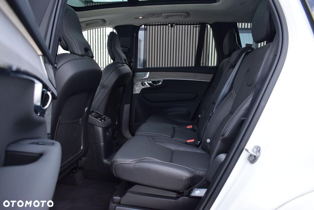 Volvo XC 90 - 28