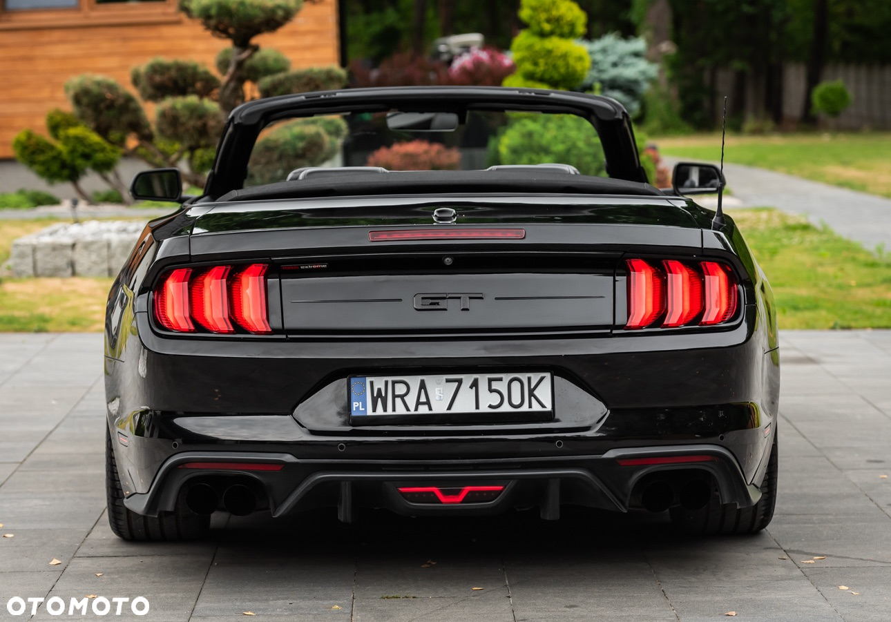 Ford Mustang - 36