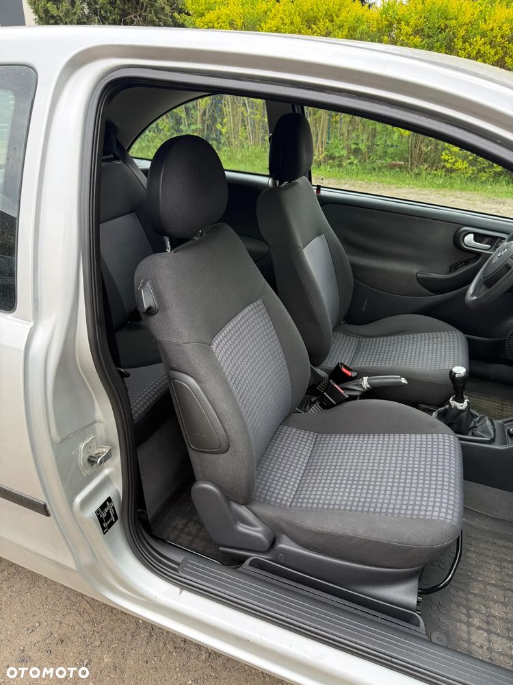 Opel Corsa 1.2 16V - 6