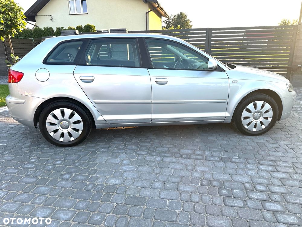 Audi A3 Sportback - 14