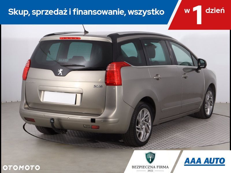 Peugeot 5008 - 6