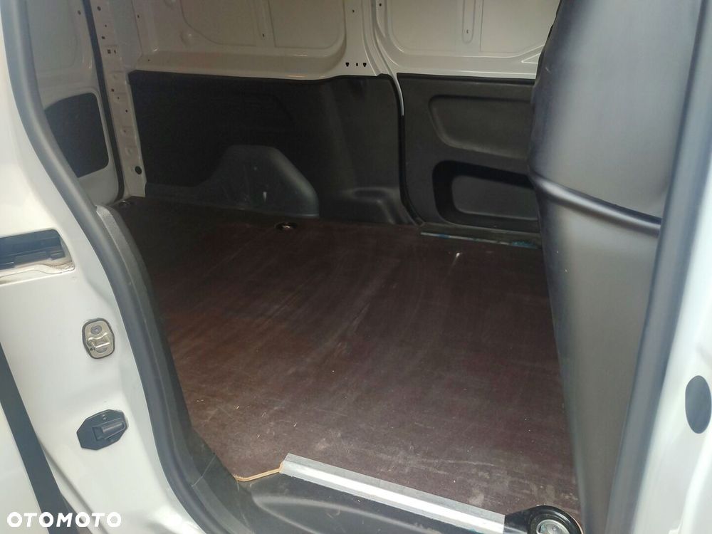 Toyota PROACE CITY - 12