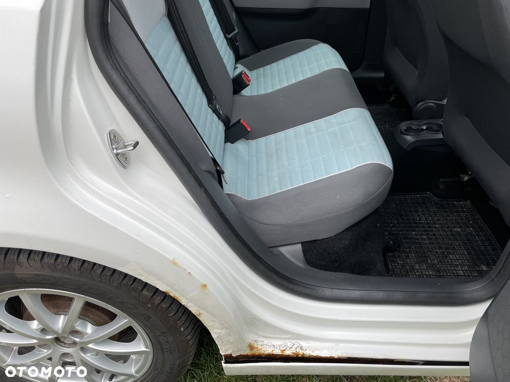 Volkswagen Polo 1.4 TDI DPF BlueMotion - 15