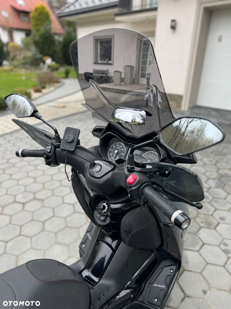 Yamaha X-max - 8