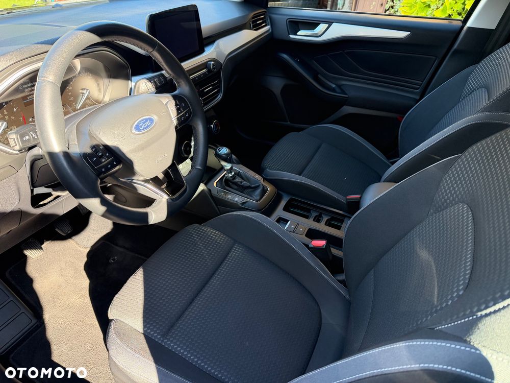 Ford Focus - 16