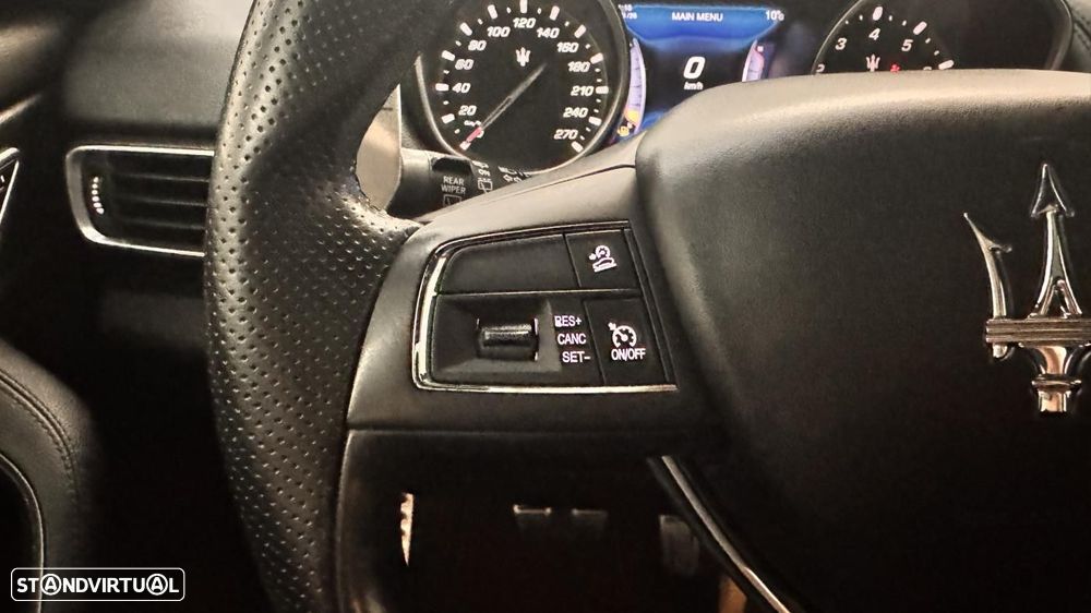 Maserati Levante S Q4 - 21