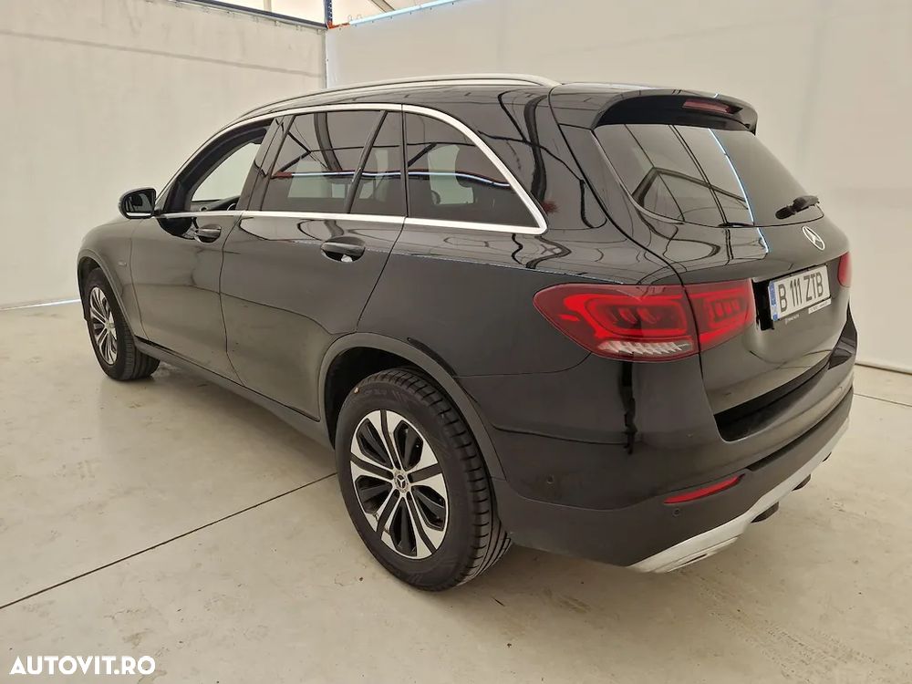 Mercedes-Benz GLC - 4