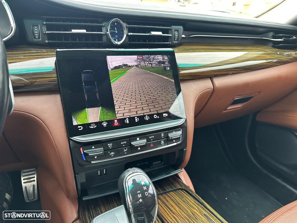 Maserati Quattroporte D GranLusso - 16