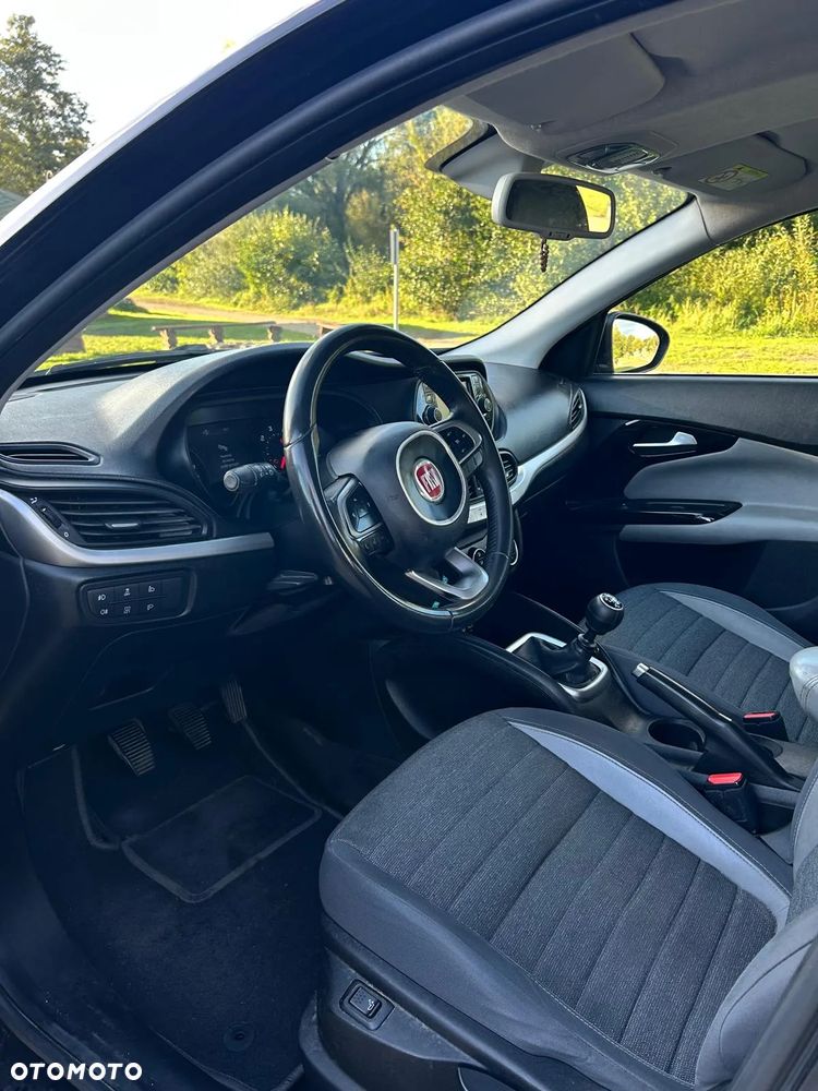 Fiat Tipo 1.6 MultiJet 16v Lounge - 11
