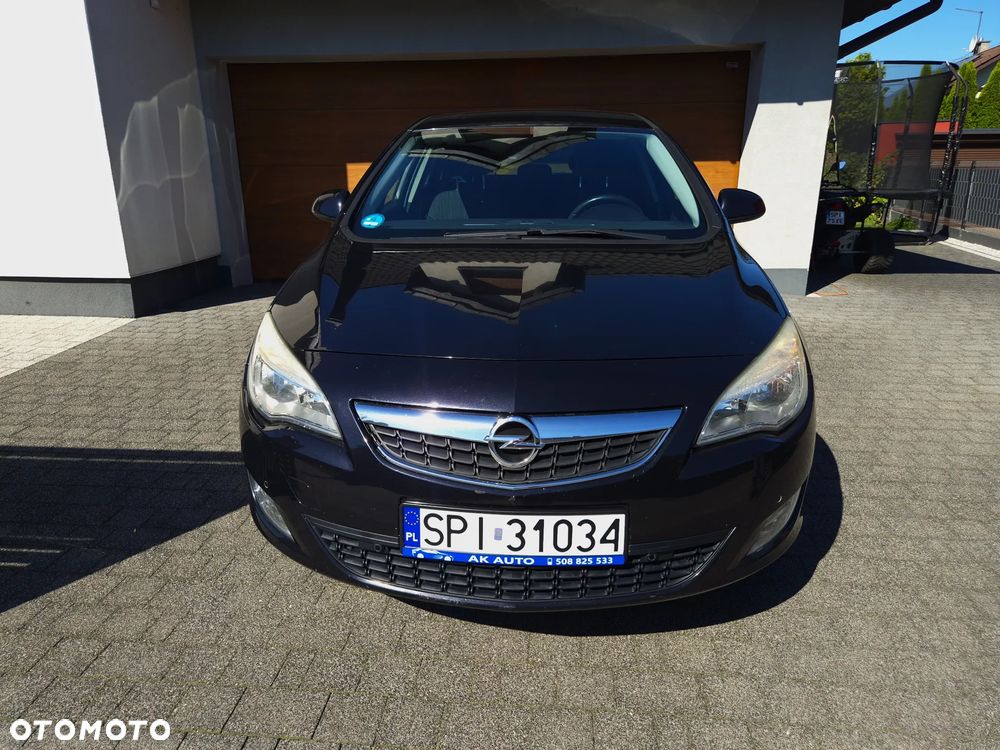 Opel Astra 1.4 Turbo Design Edition - 9