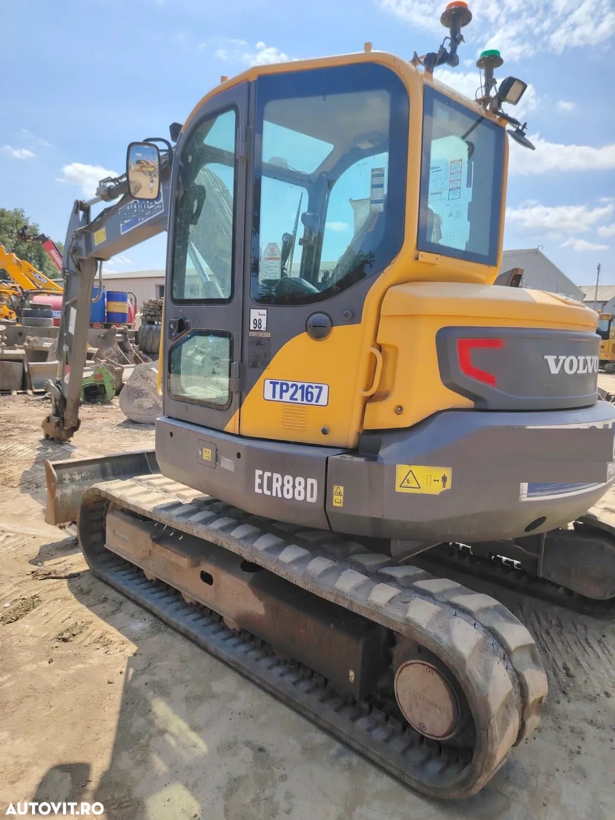 Volvo ECR88 - 1