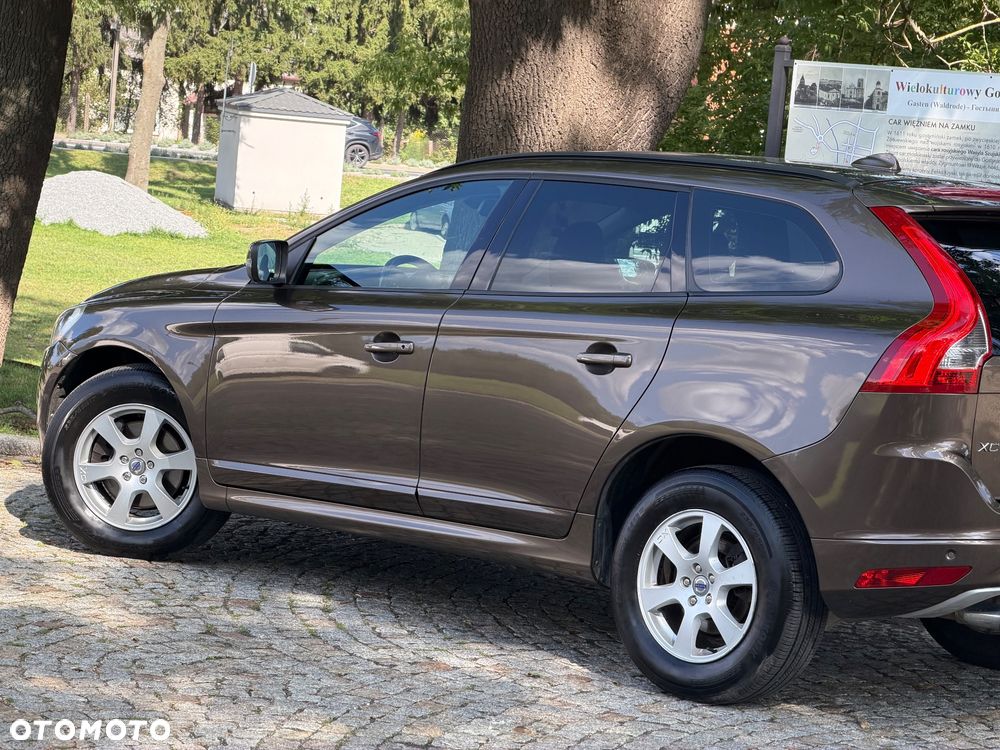 Volvo XC 60 D3 Geartronic Momentum - 36