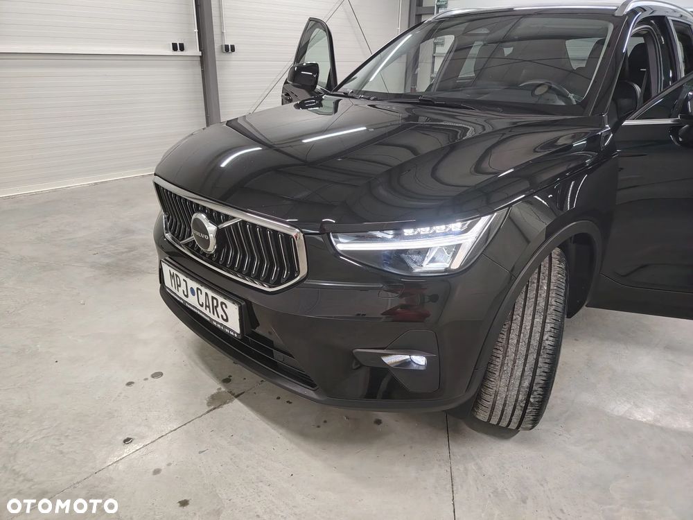 Volvo XC 40 B3 Plus Dark - 40