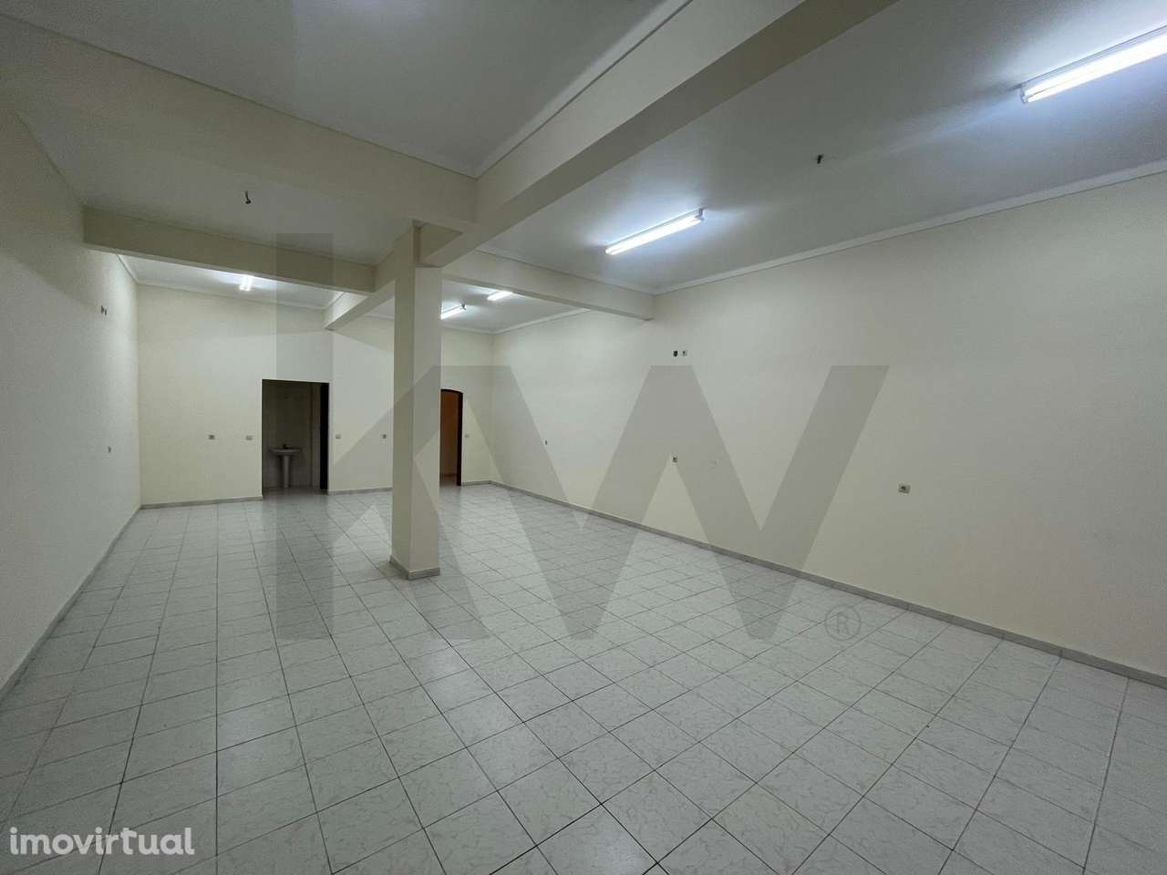 Loja à Venda em  São Marcos - Oportunidade Única para o Seu Negócio! - Grande imagem: 5/11