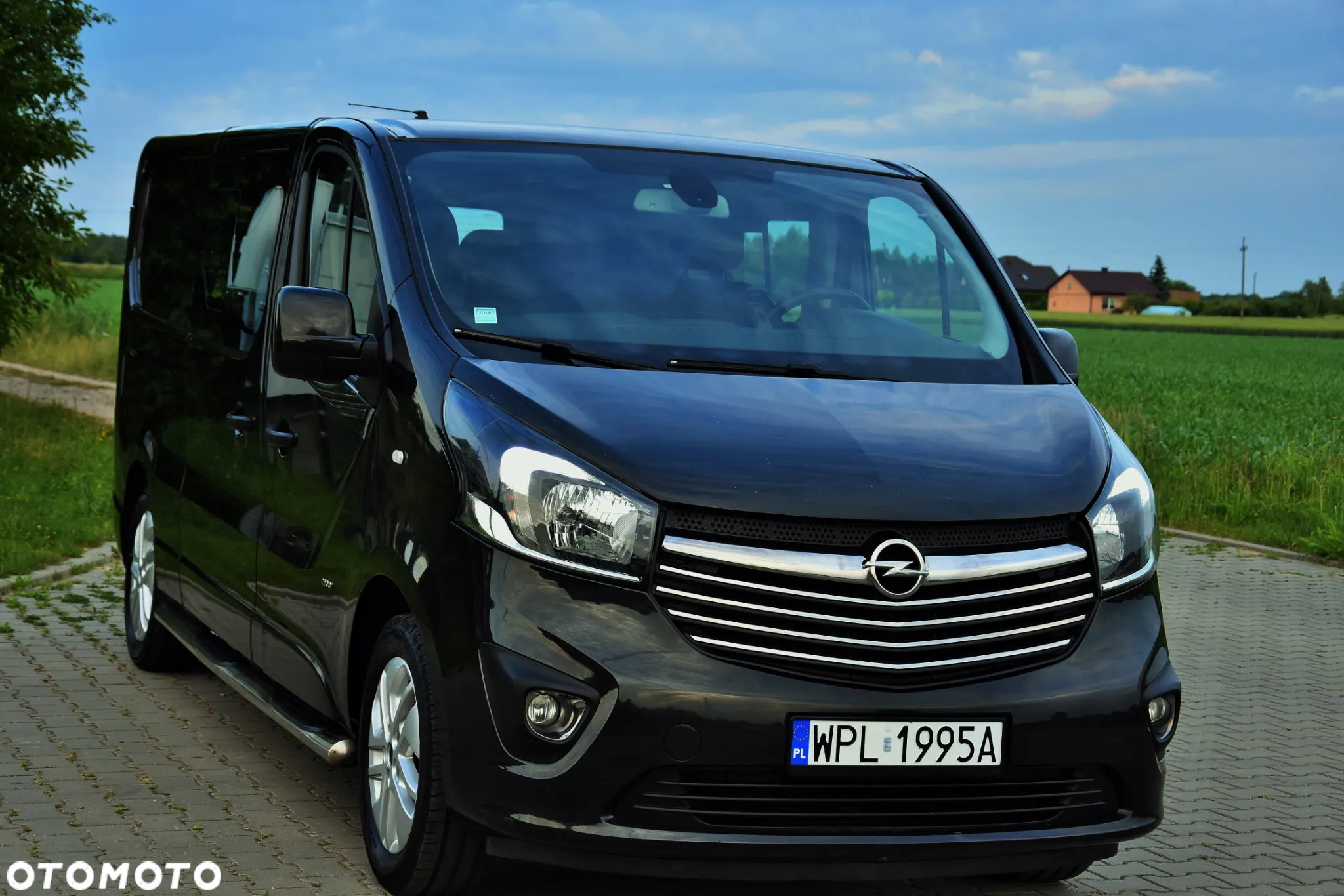 Opel Vivaro L2H1 2.9t Elegance - 16