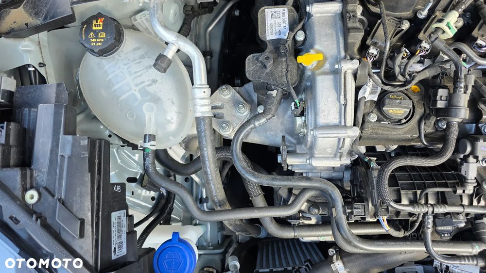 Ford Puma 1.0 EcoBoost Hybrid TITANIUM - 16